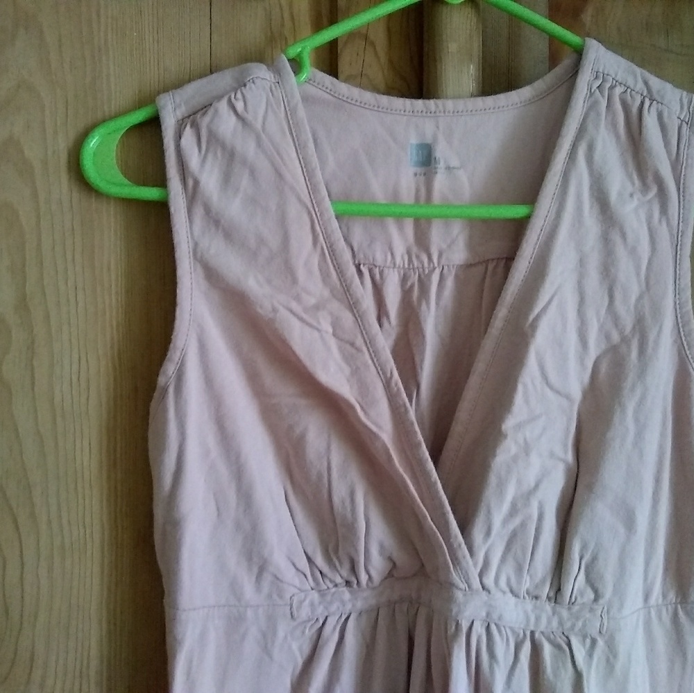 Sleeveless cotton dress. Pink